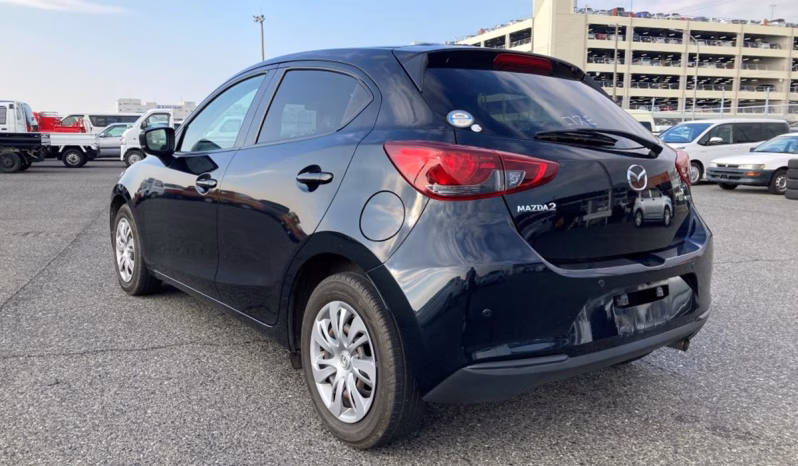 
								MAZDA 2 full									