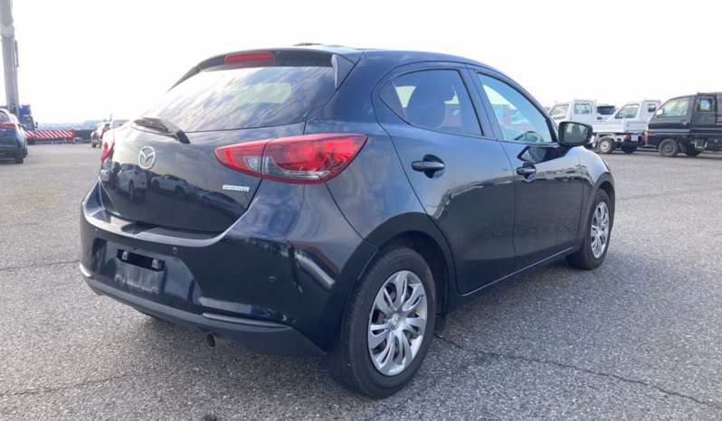 
								MAZDA 2 full									