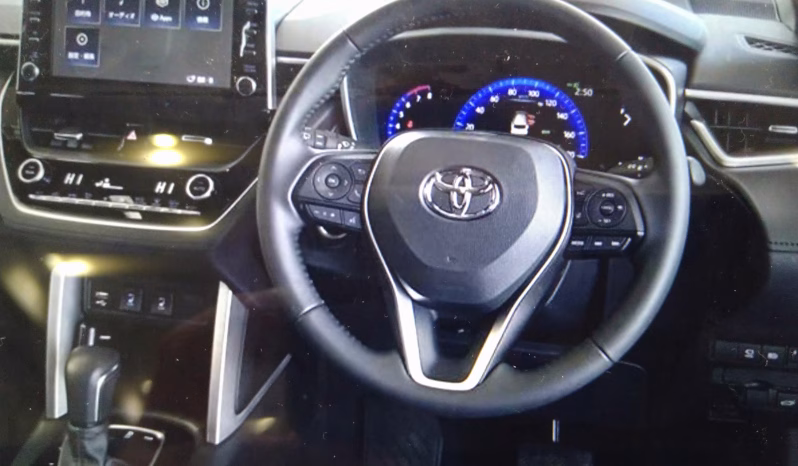 
								TOYOTA COROLLA CROSS full									