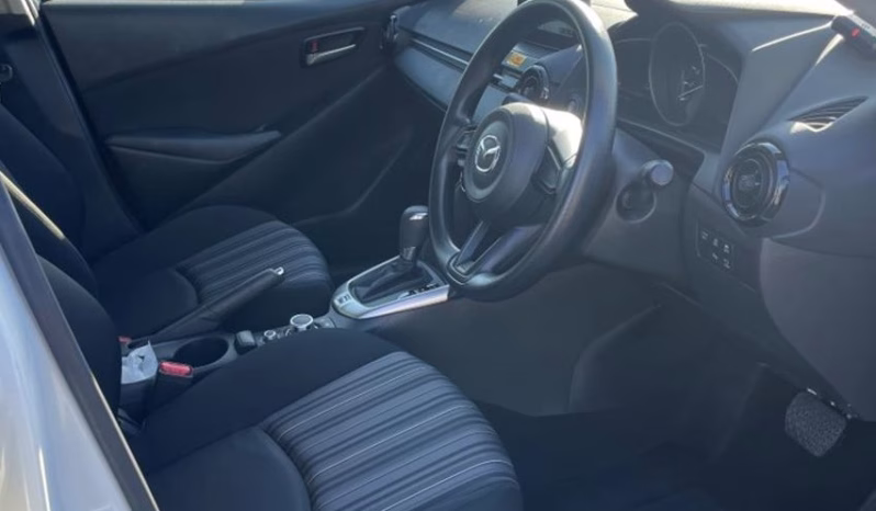 
								MAZDA 2 full									