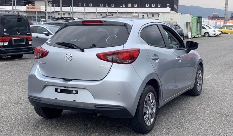 
								MAZDA 2 full									