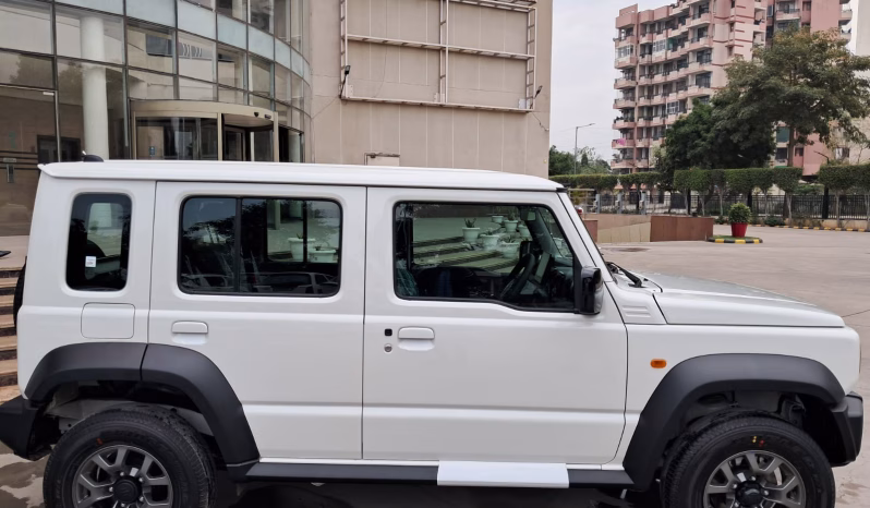 
								SUZUKI JIMNY GLX 5-DOOR (4×4) full									