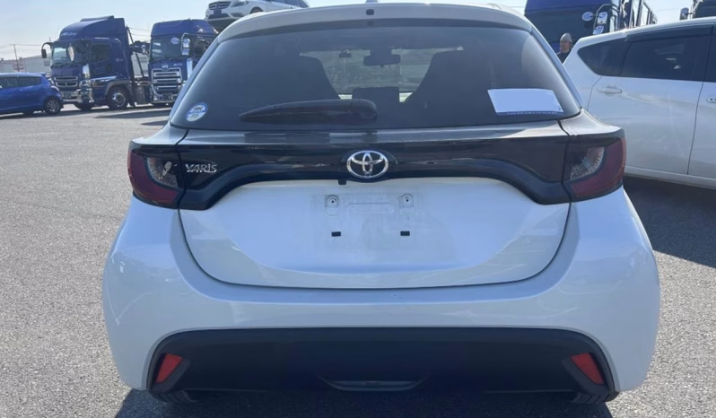 
								TOYOTA YARIS full									