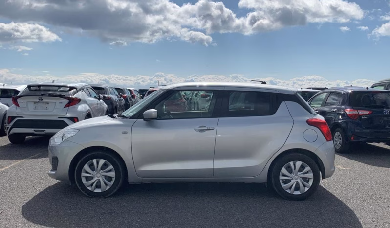 
								SUZUKI SWIFT full									