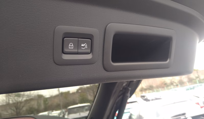 
								MAZDA CX-30 (BOSE Sound System) full									