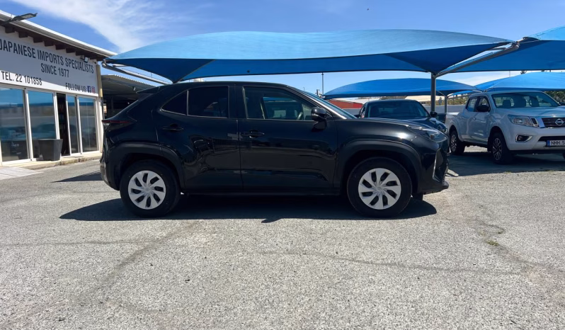 
								TOYOTA YARIS CROSS full									
