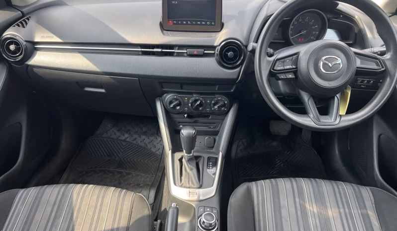 
								MAZDA DEMIO full									