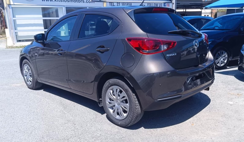 
								MAZDA 2 full									