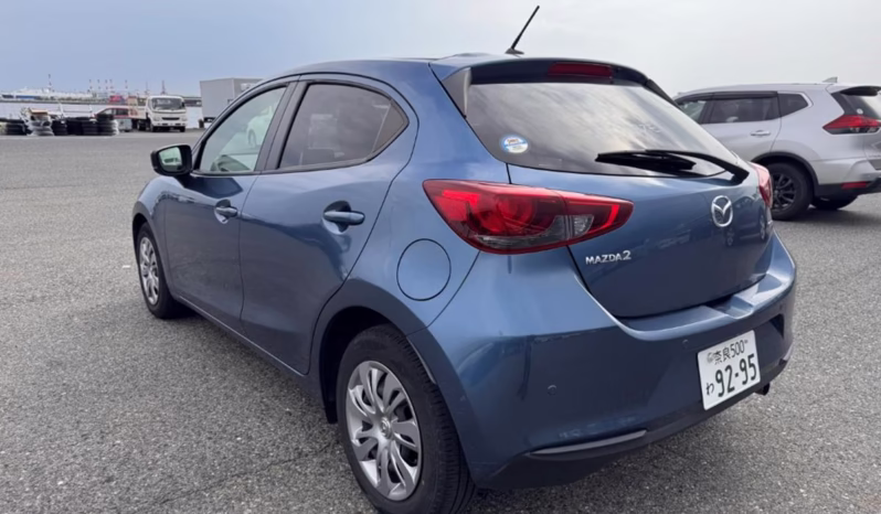 
								MAZDA 2 full									