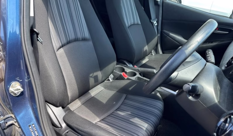 
								MAZDA 2 full									