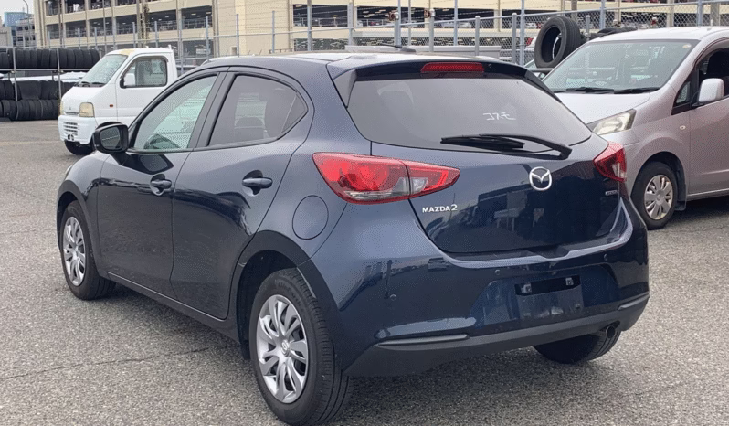 
								MAZDA 2 full									