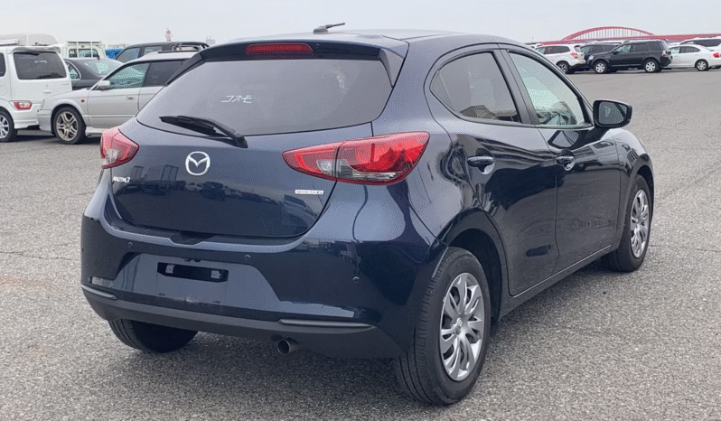 
								MAZDA 2 full									