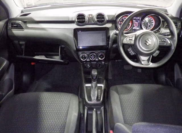 
								SUZUKI SWIFT full									