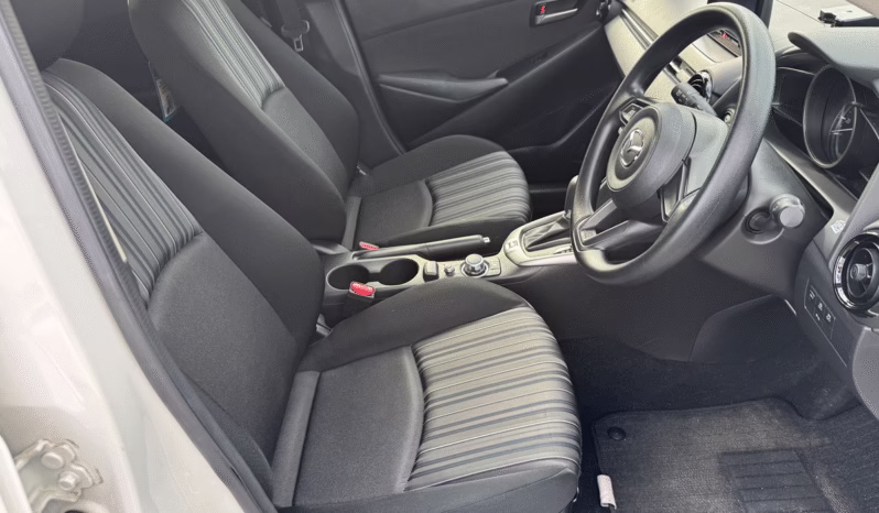 
								MAZDA 2 full									
