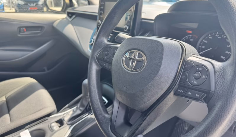 
								TOYOTA COROLLA TOURING Hybrid full									
