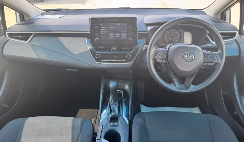 
								TOYOTA COROLLA TOURING Hybrid full									