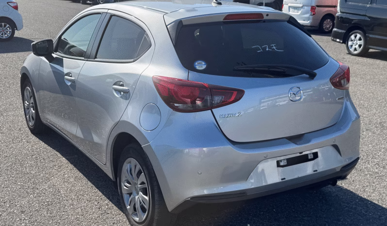 
								MAZDA 2 full									