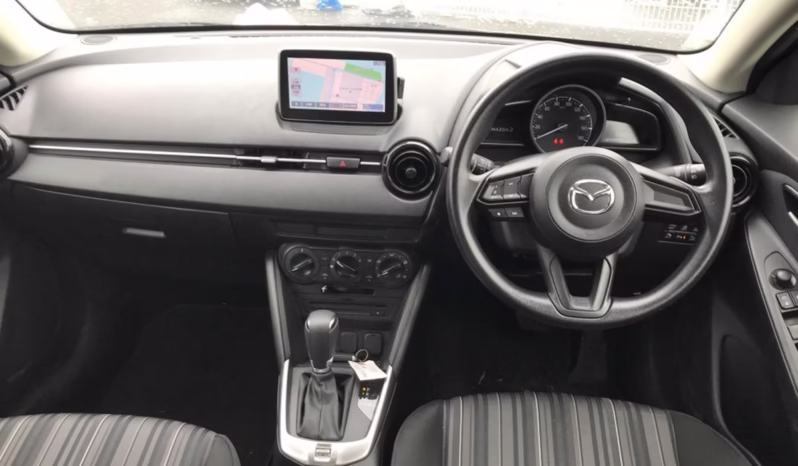 
								MAZDA 2 full									