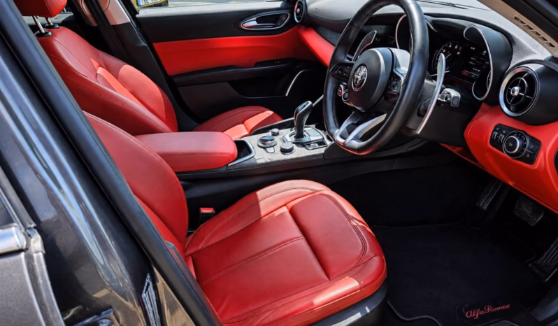 
								ALFA ROMEO GIULIA SPRINT full									