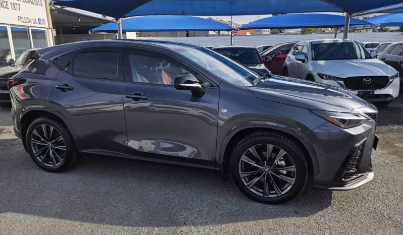 
								LEXUS NX450H Plug-in Hybrid F-SPORT full									