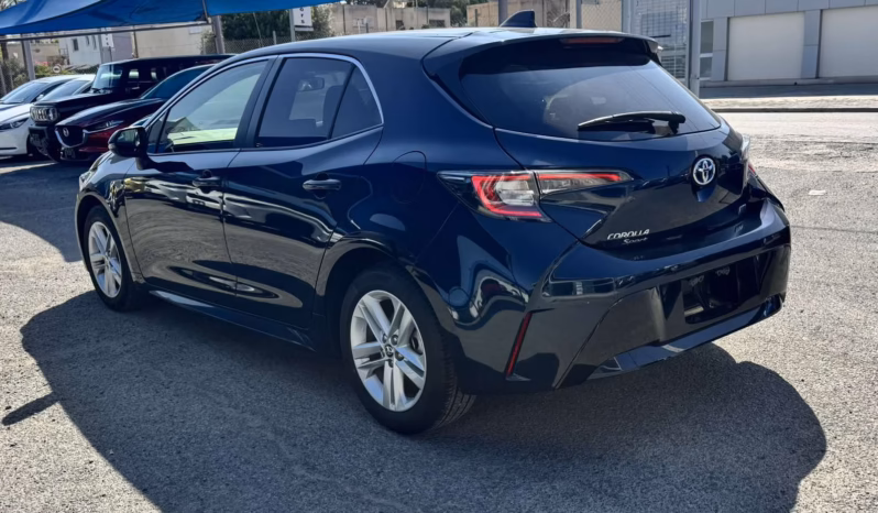 
								TOYOTA COROLLA SPORT HYBRID full									