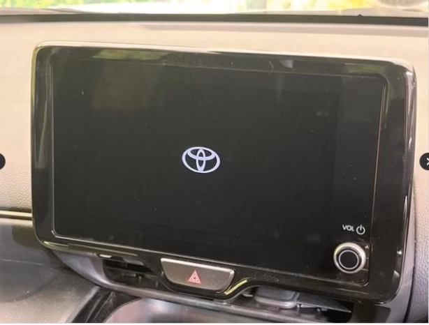 
								TOYOTA YARIS CROSS full									