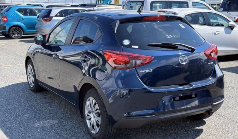 
								MAZDA 2 full									