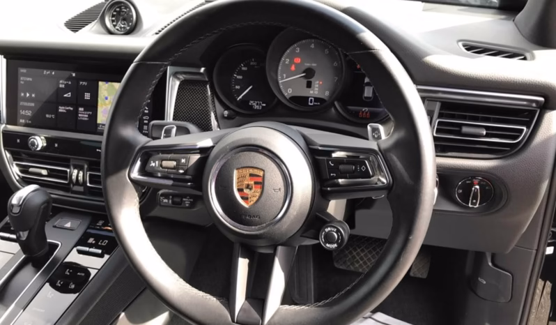 
								PORCHE MACAN S SPROTS CHRONO full									
