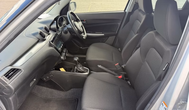 
								SUZUKI SWIFT full									