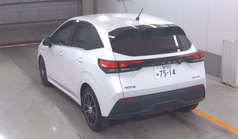 
								NISSAN NOTE E-POWER full									