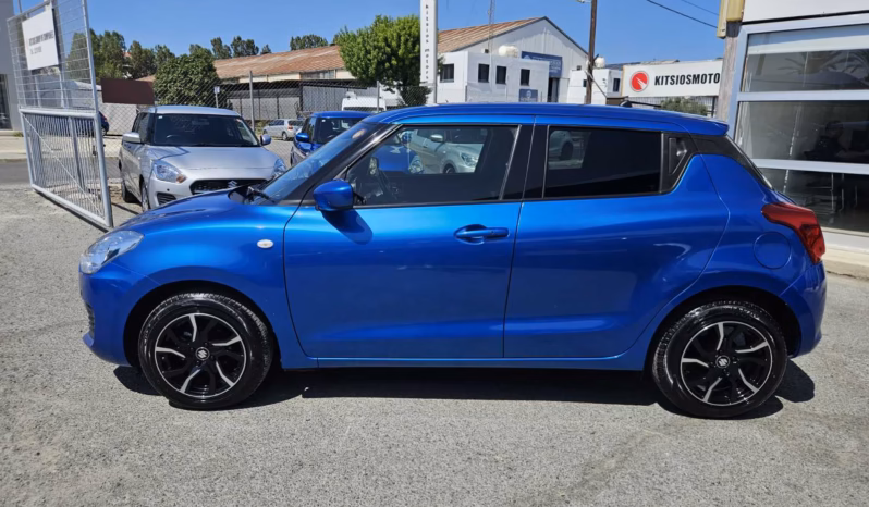 
								SUZUKI SWIFT full									