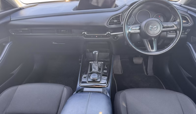 
								MAZDA CX-30 full									