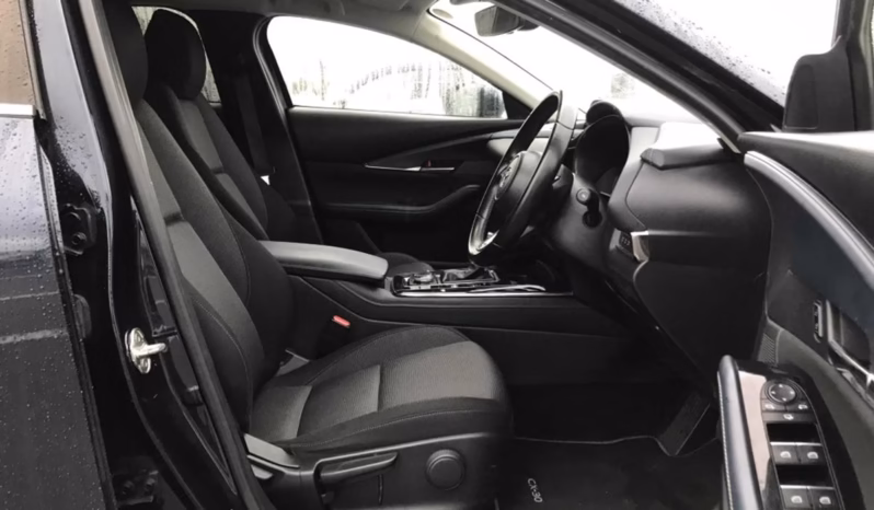 
								MAZDA CX-30 full									