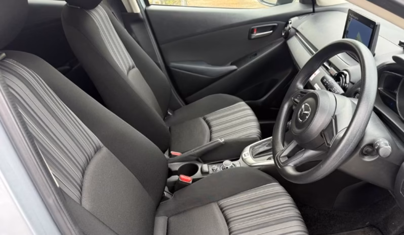 
								MAZDA 2 full									