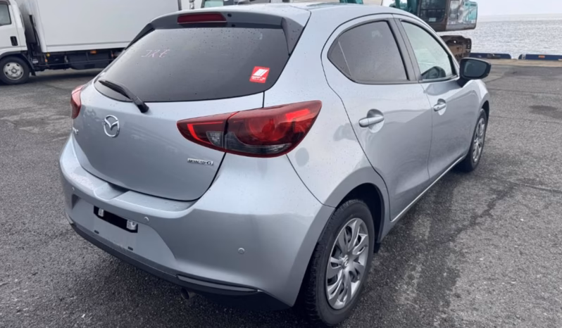 
								MAZDA 2 full									