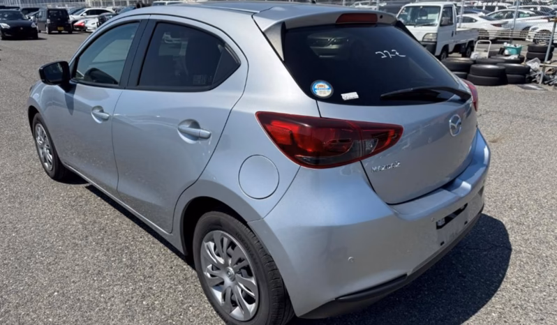 
								MAZDA 2 full									