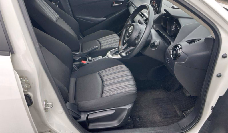 
								MAZDA 2 full									
