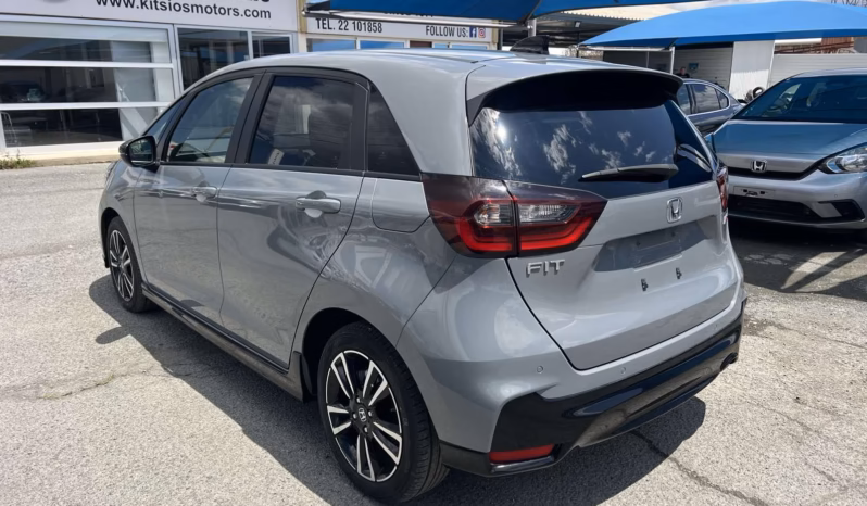 
								HONDA FIT RS full									