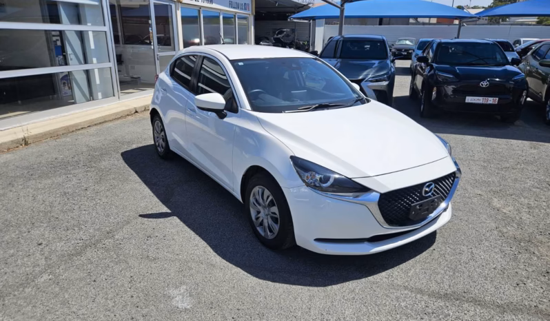 
								MAZDA 2 full									