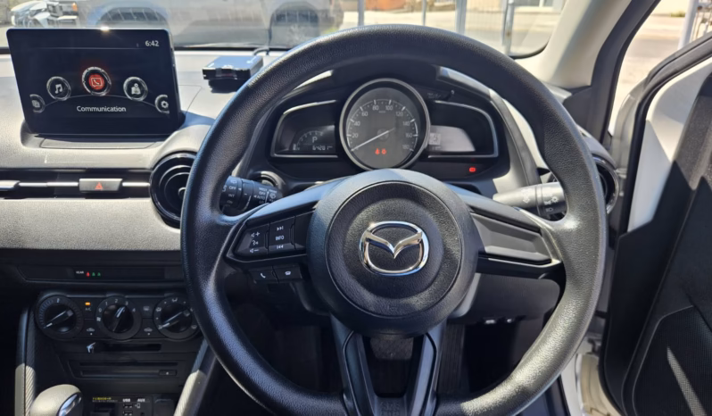 
								MAZDA 2 full									