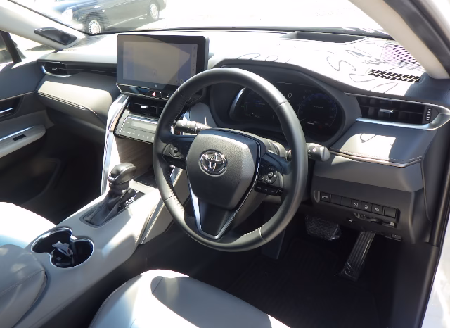 
								TOYOTA HARRIER HYBRID full									
