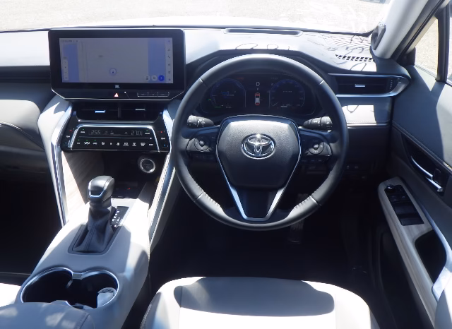 
								TOYOTA HARRIER HYBRID full									