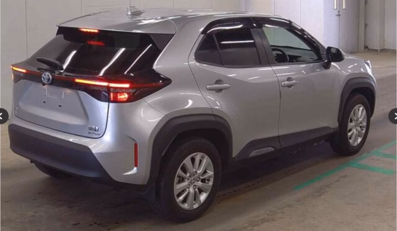 
								TOYOTA YARIS CROSS Hybrid (4WD) full									