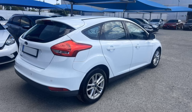 
								FORD FOCUS full									