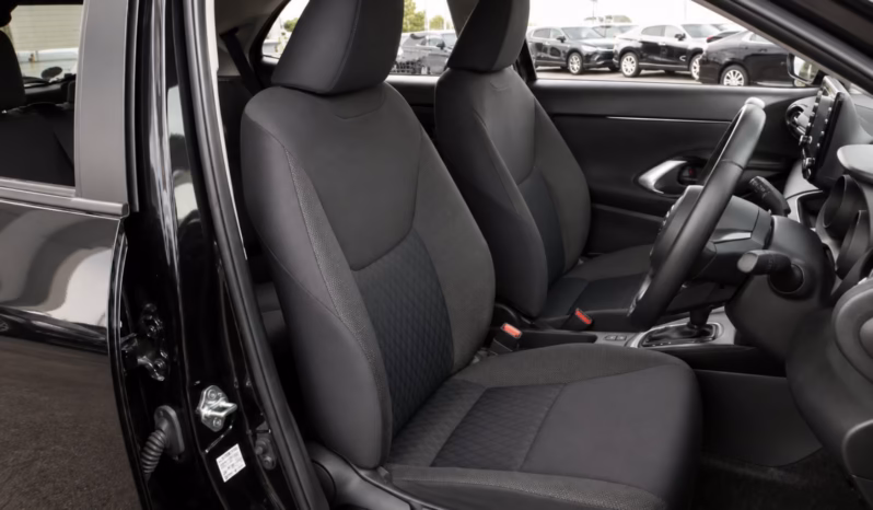 
								TOYOTA YARIS CROSS HYBRID G full									