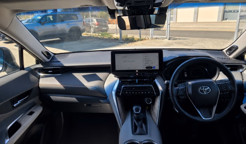 
								TOYOTA HARRIER HYBRID full									