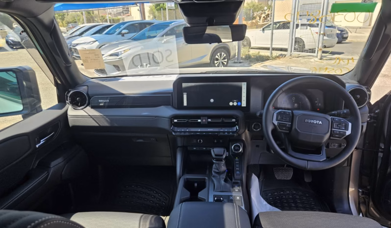 
								TOYOTA LAND CRUISER 250VX full									