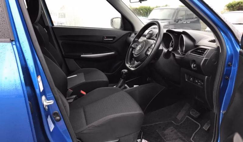 
								SUZUKI SWIFT full									