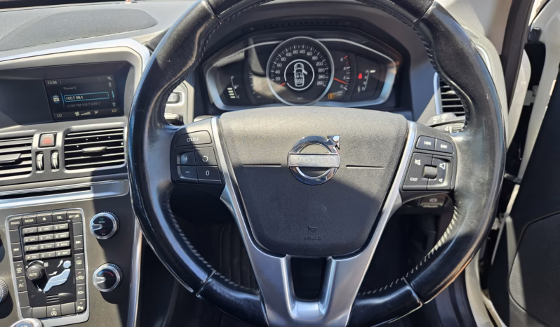 
								VOLVO XC-60 T5 full									