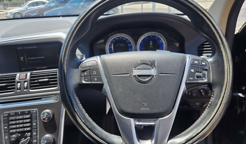 
								VOLVO XC-60 T5 full									